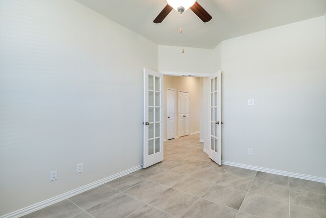 Building Photo - 4472 Lone Alcove Dr