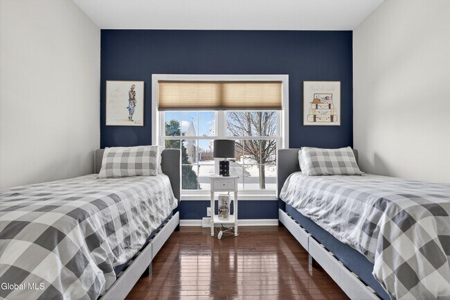 Building Photo - 8 Coronado Way