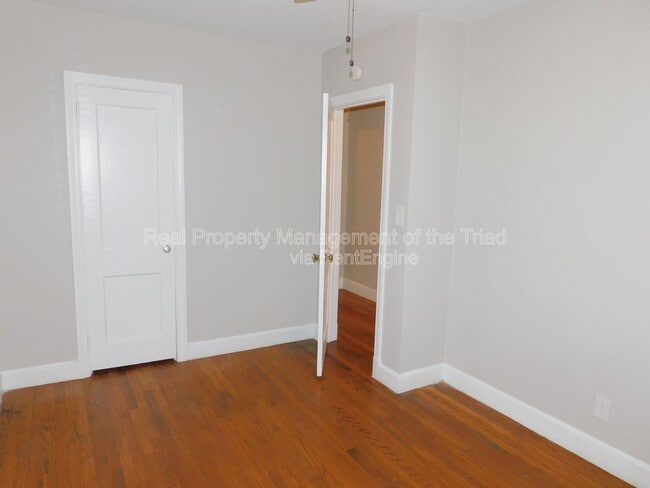 Building Photo - 1232 Pamlico Dr