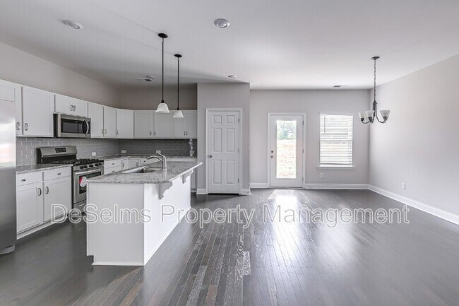 Building Photo - 107 S.C.T Dr
