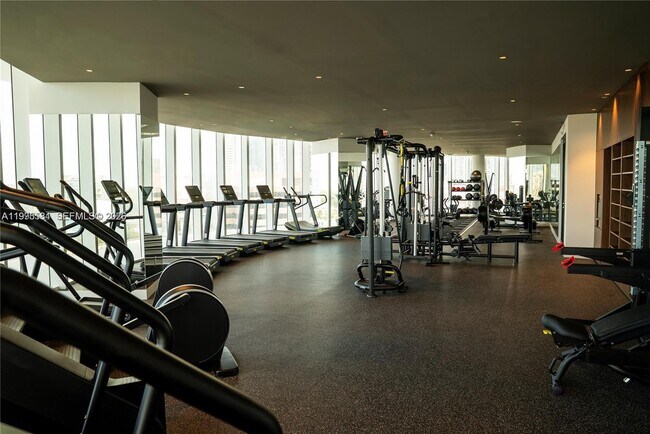 Building Photo - 275 SW 6th St