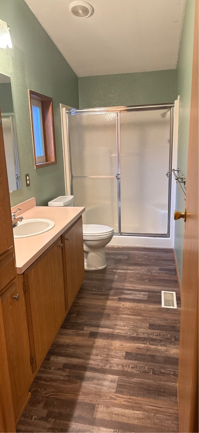 Building Photo - 103 SE 145th Dr