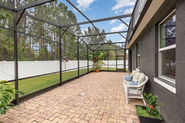 Building Photo - 520 Nogales Ct