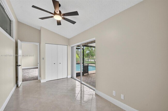 Building Photo - 9517 El Clair Ranch Rd