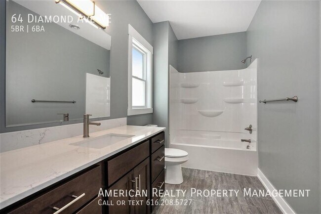 Building Photo - 64 Diamond Ave NE