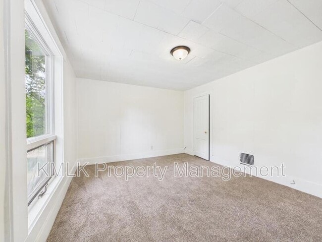 Building Photo - 508 Crouse St