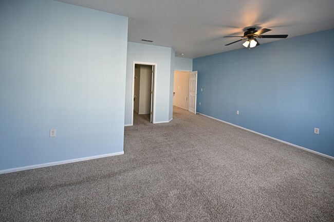 Building Photo - 15904 E Geddes Ln