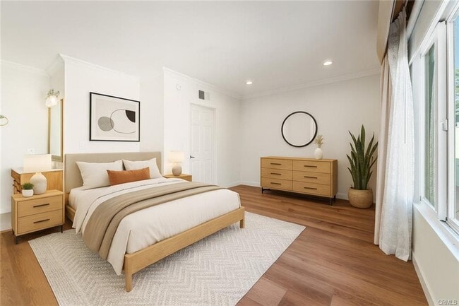 Building Photo - 4216 Ethel Ave