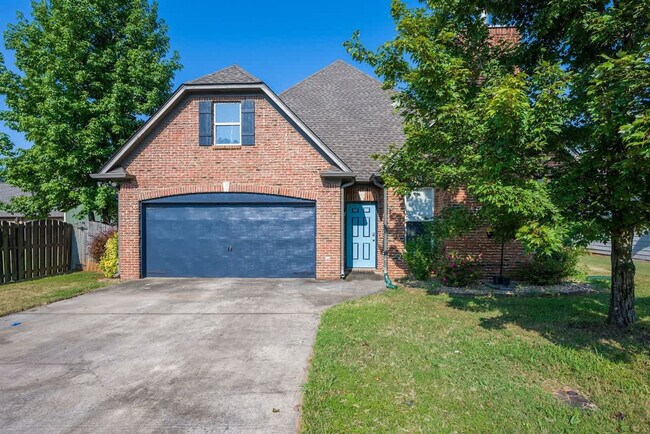 Building Photo - 15881 Elaine Ct