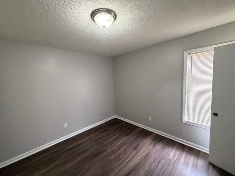 Building Photo - 4169 Double Tree St