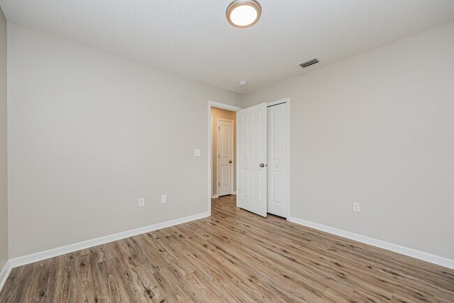 Building Photo - 5322 Watson Rd