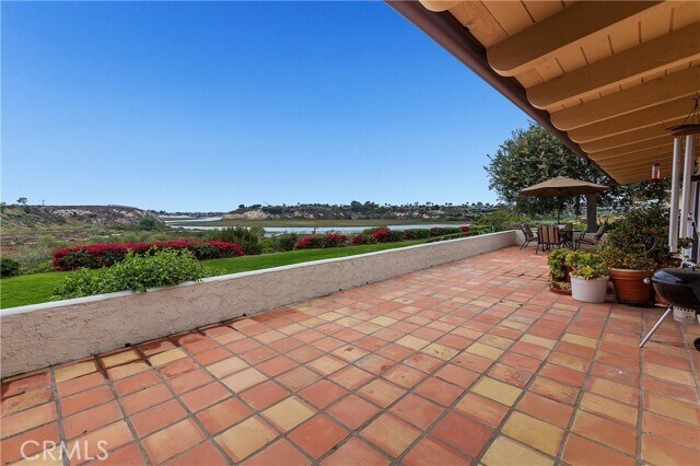 Building Photo - 507 Avenida Campo