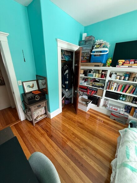 Second Bedroom - 85 Clifton St