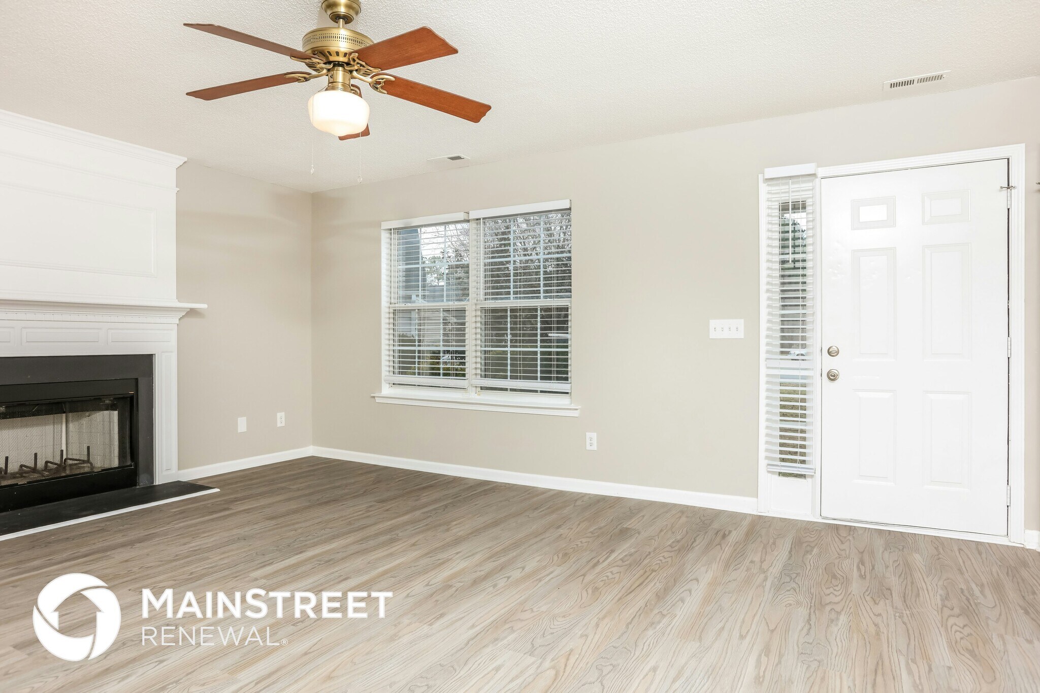 Building Photo - 6 Cayman Ct