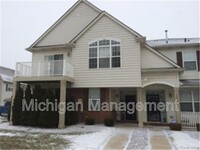 Building Photo - 28875 Cullen Dr