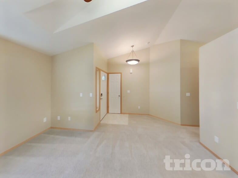 Building Photo - 17913 109th St Ct E