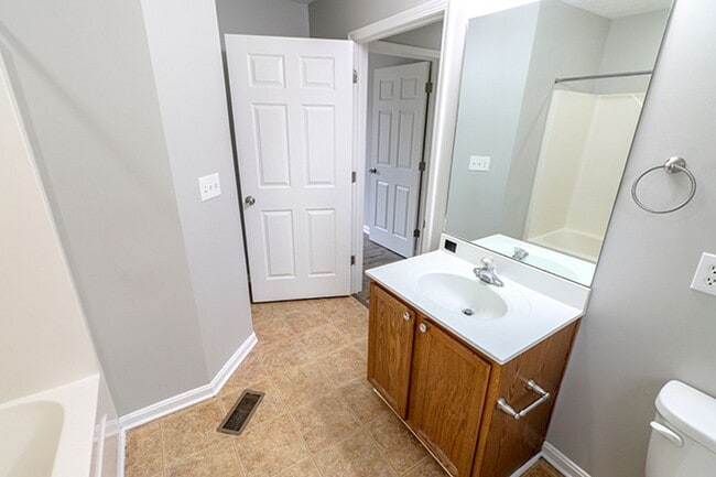 Building Photo - Newly updated 3 bedroom and 2 bath Cape Cod