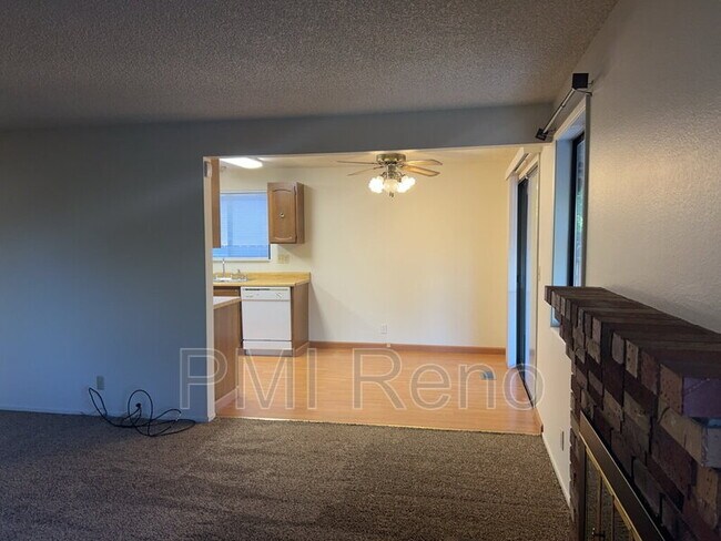Building Photo - 3358 Candelaria Dr