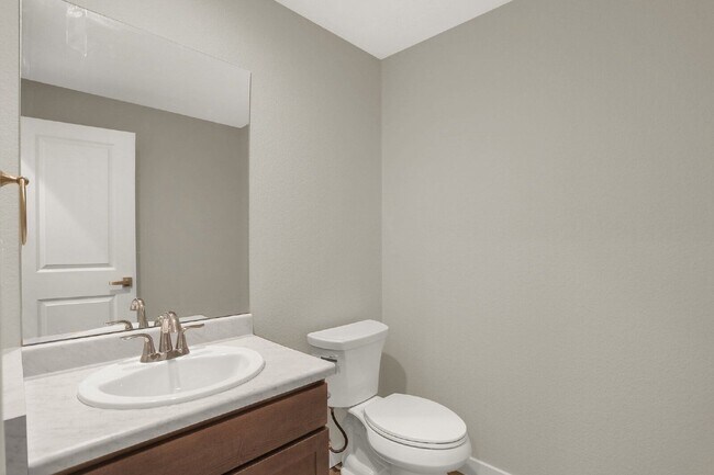 Building Photo - 3780 Venice Grove