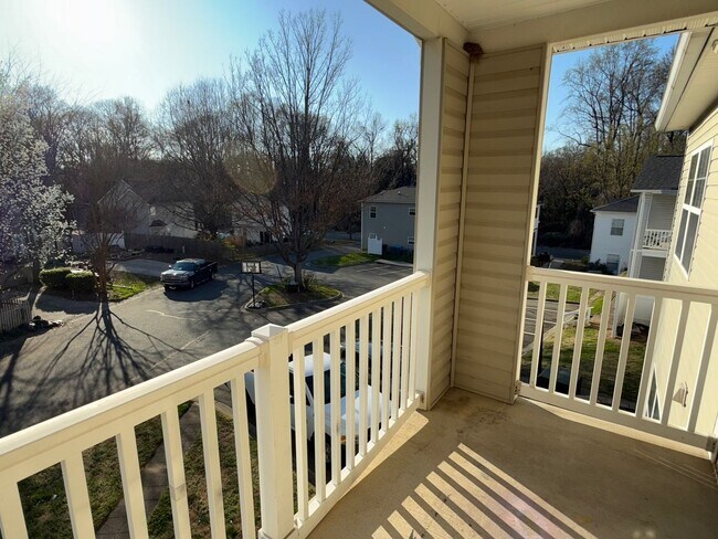 Building Photo - Renovated Cornelius Condo | Two Covered Balconies | Walk to Downtown & Antiquity | Lake Norman Area