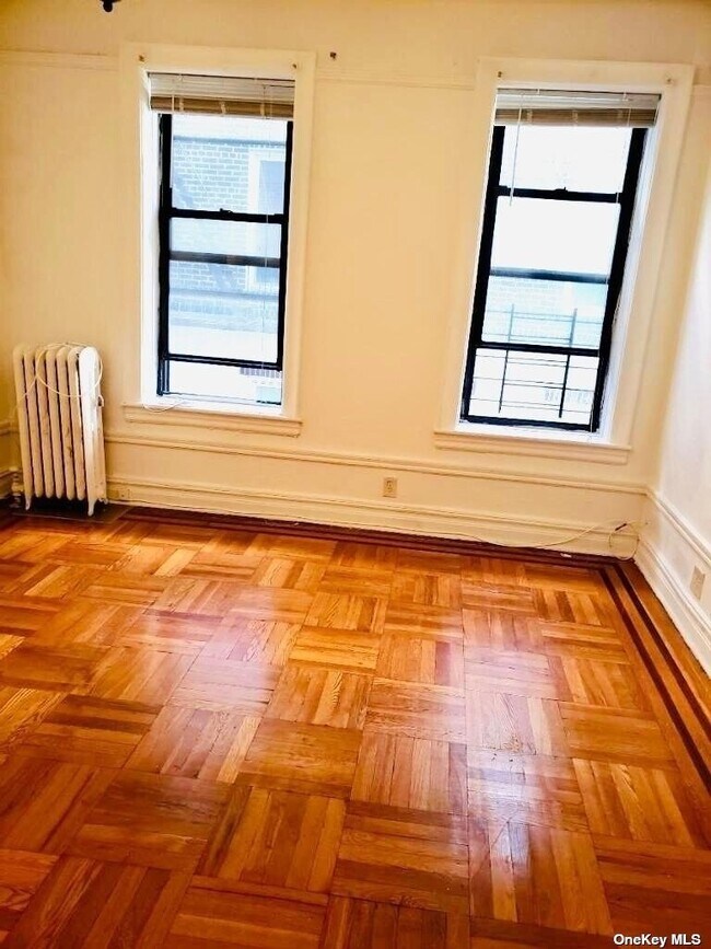 Building Photo - 160-10 Sanford Ave