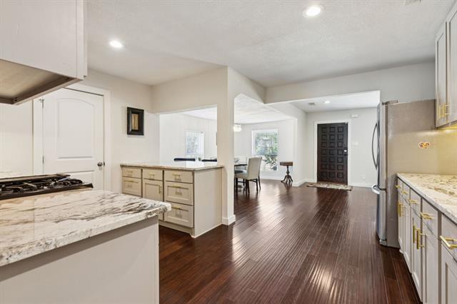 Building Photo - 4702 Wateka Dr
