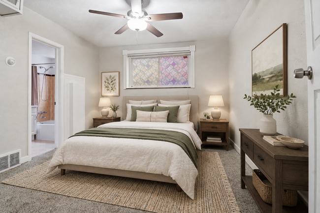 Building Photo - $1,245.95 with Half Off Second Month’s rent until 08/31/26 only, 1 Bed - 1 Bath, Condo in Denver ...