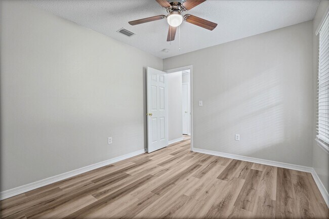 Building Photo - 22710 Mattingly St