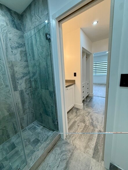 Building Photo - 13705 SW 91st Ct