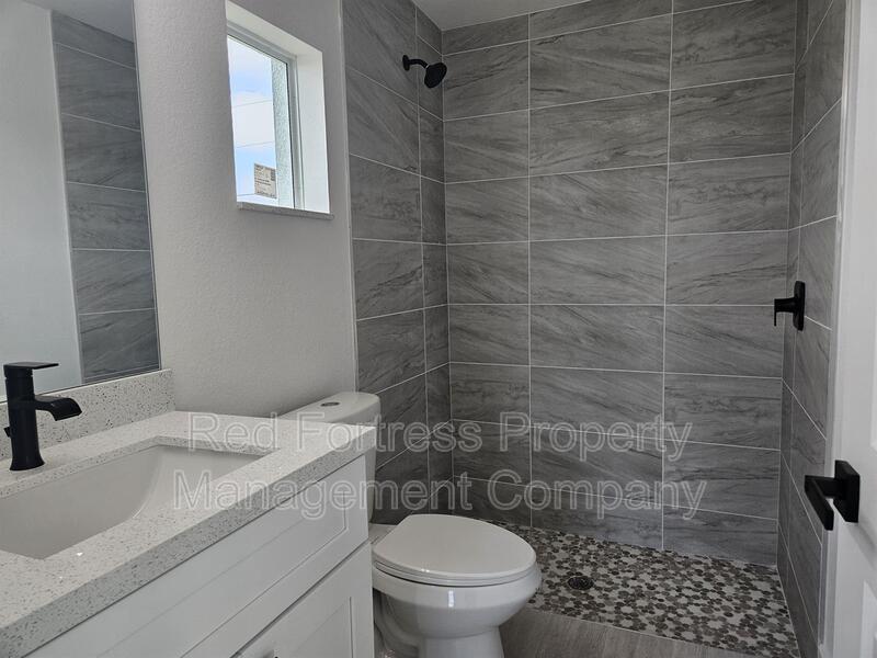 Building Photo - 22 NW 23rd Ave