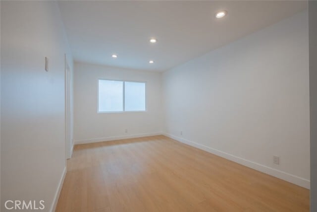 Building Photo - 7734 N Glenoaks Blvd
