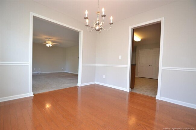 Building Photo - 1428 Cricket Ridge Dr