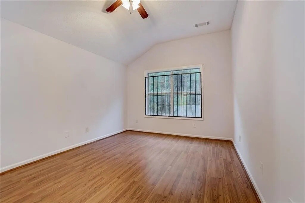Building Photo - Room in House on Cypress Pointe Dr