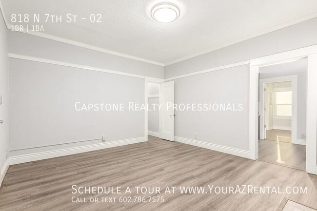 Building Photo - 818 N 7th St