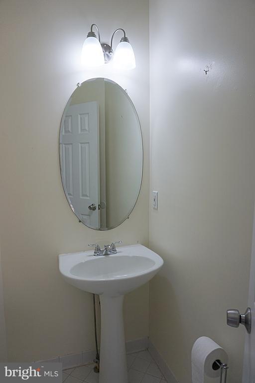 Building Photo - 20601 Duck Pond Pl