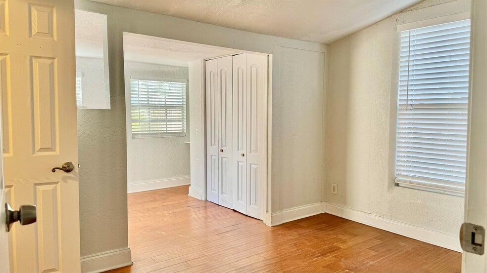 Building Photo - 205 S Federal Hwy