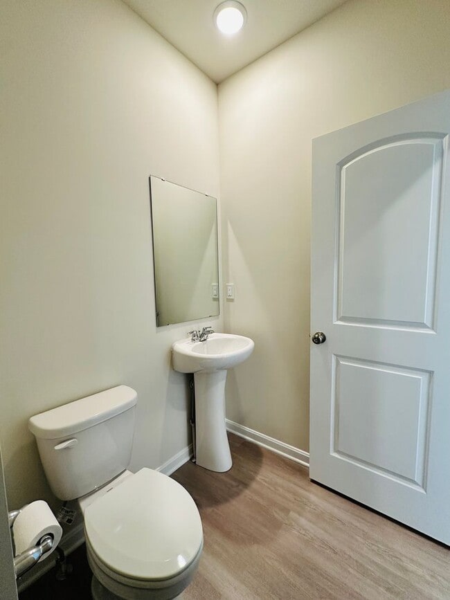 Building Photo - Charming New Construction Home for Rent in...