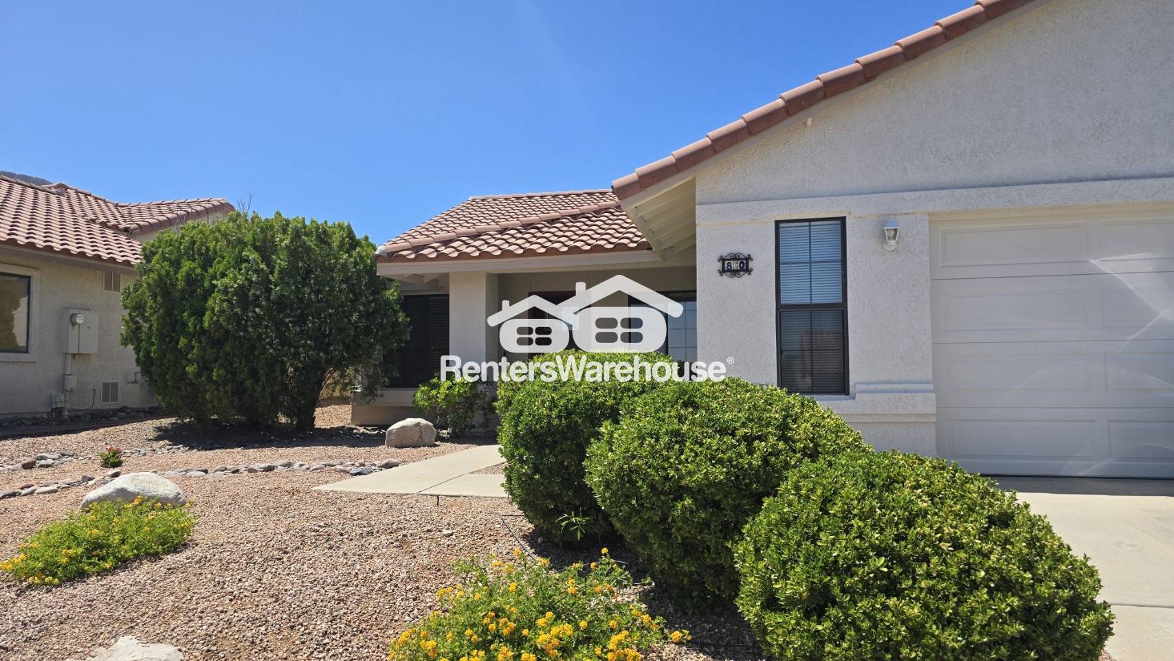 Building Photo - 80 Carolwood Dr