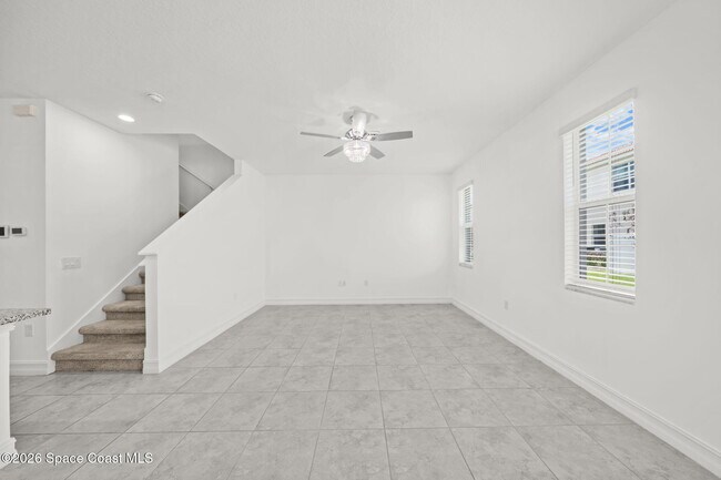 Building Photo - 1800 Noel Pl