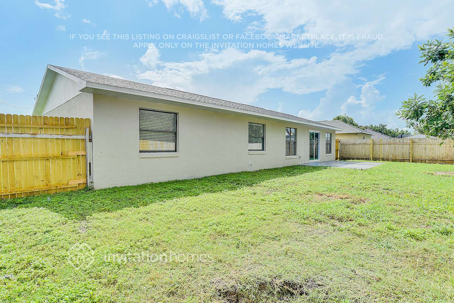 Building Photo - 408 Martigues Dr