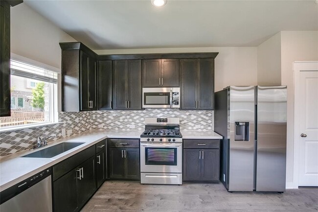 Building Photo - 601 Dusky Sap Ln