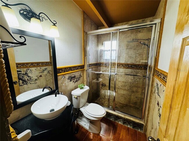 Building Photo - 1709 Warrington Wy