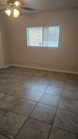 Building Photo - 2610 Strait Ln