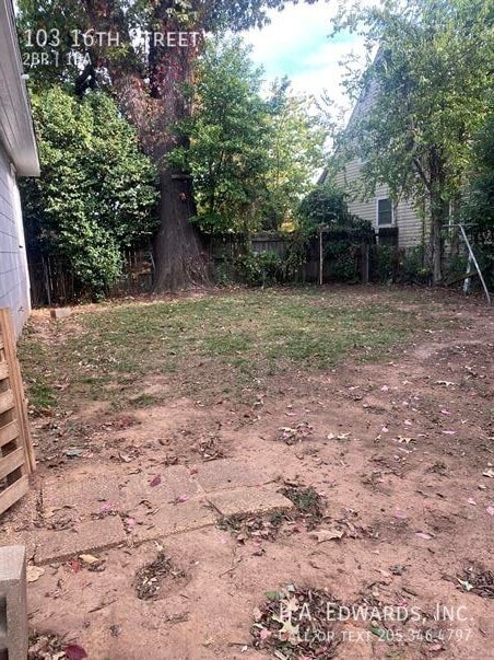 Building Photo - 103 16th St