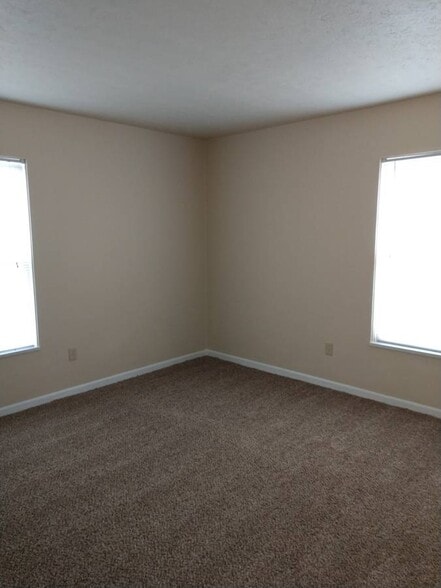 Building Photo - Locust Grove Apartments