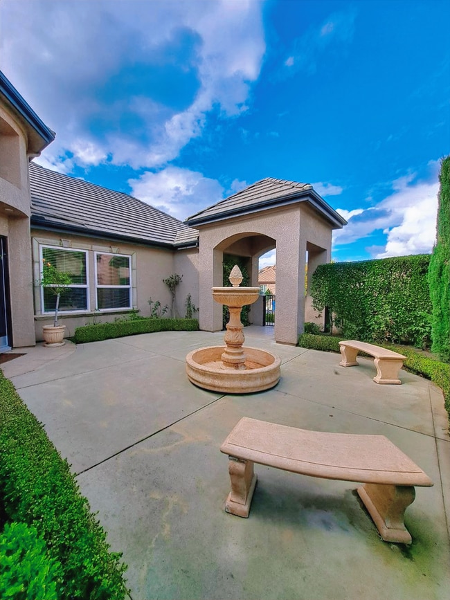 Building Photo - Custom Clovis Residence in Gated Community | Spacious Layout & 3-Car Garage!
