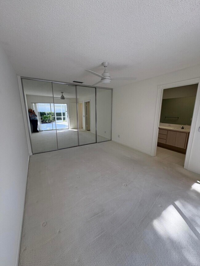 Building Photo - 10303 Chapman Oak Ct