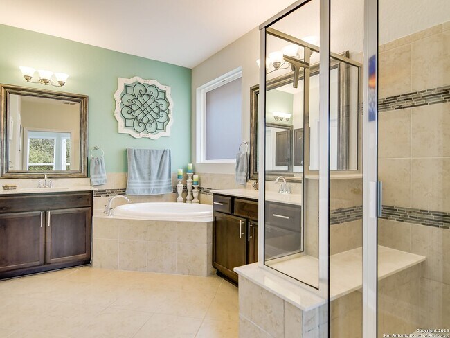 Building Photo - 5431 Saffron Rose