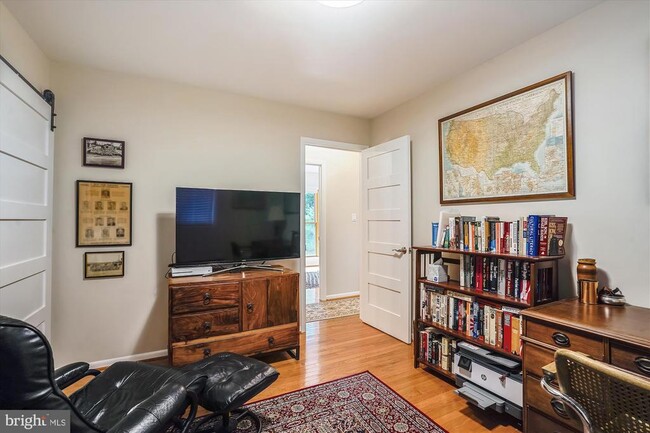 Building Photo - 10408 Hunter Ridge Dr