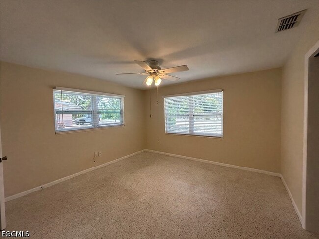 Building Photo - 4320 Pine Lake Rd